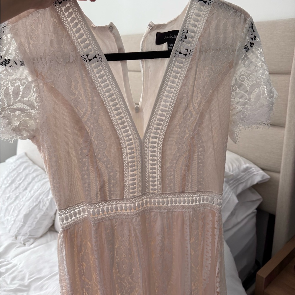 Cream/Ivory dress